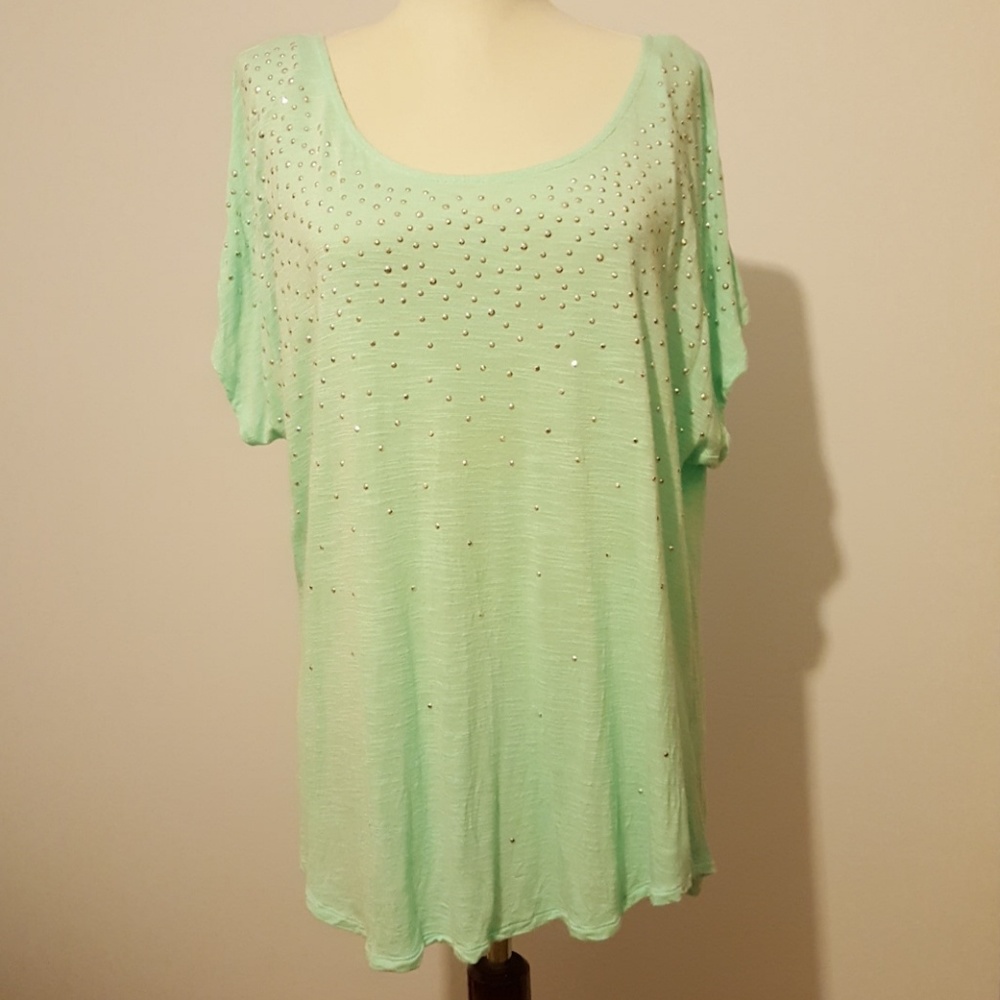 APT. 9 top size XL